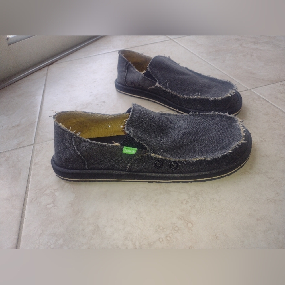 Sanuk vagabond slip on's men's size 11